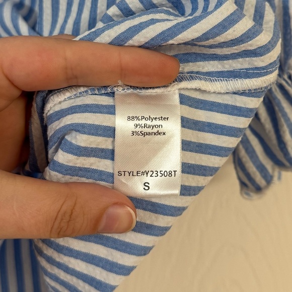 Pomander Place Tuckernuck Women's Small Blue
Stripe Selena Seersucker Blouse - Picture 5 of 12